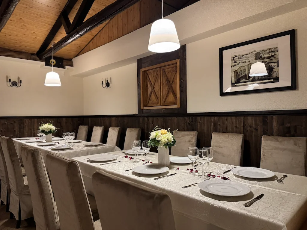 Poze salon Event Room_6296 salon parastas sector 2